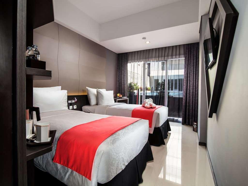 Fashion Hotel Legian Room photo