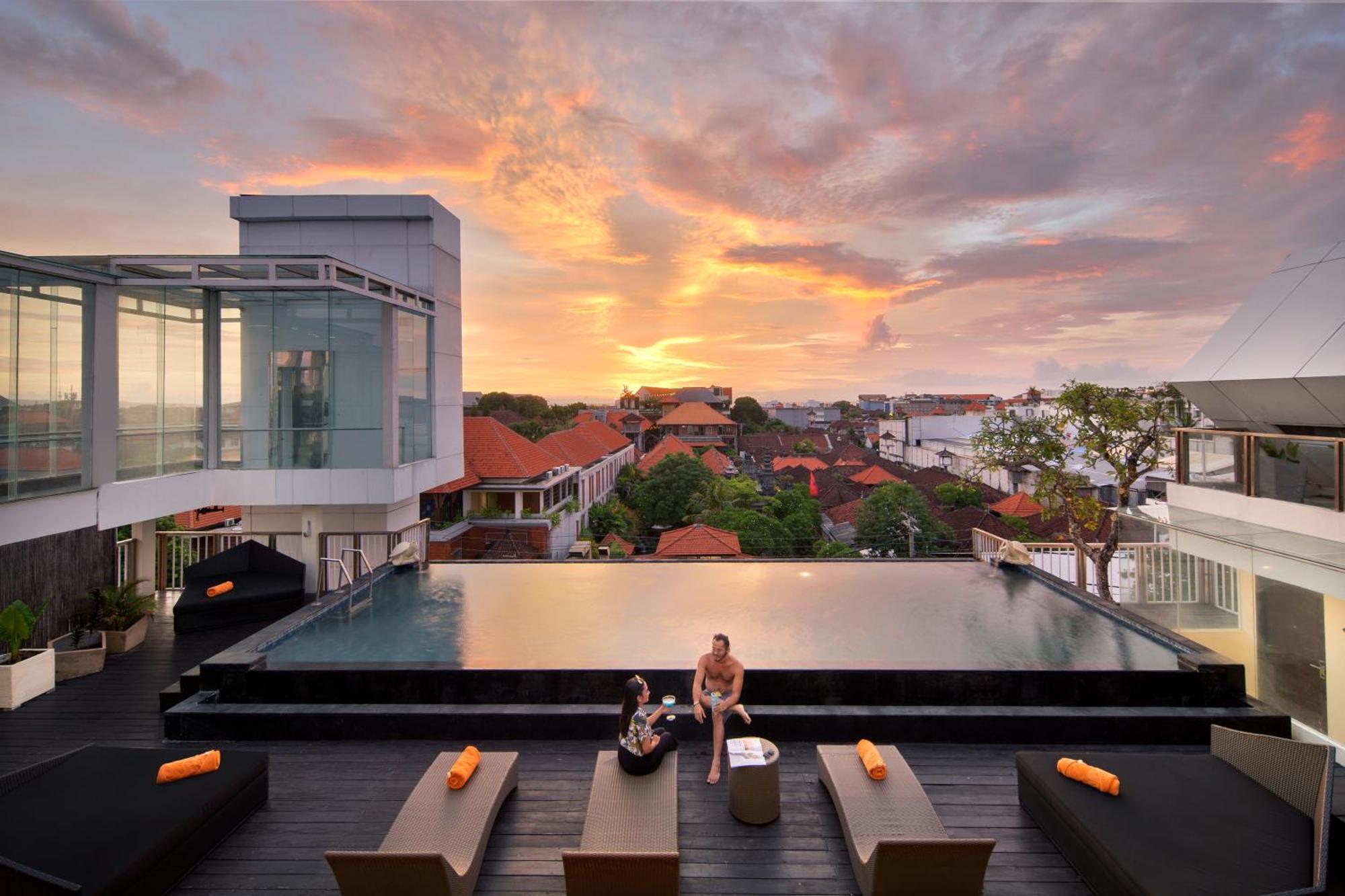 Fashion Hotel Legian Exterior photo