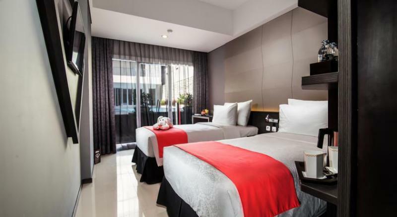 Fashion Hotel Legian Exterior photo